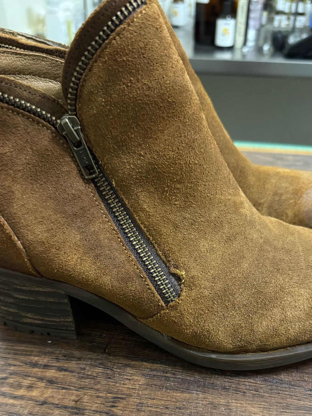 Woman’s ankle boots born brand size 8 distressed
